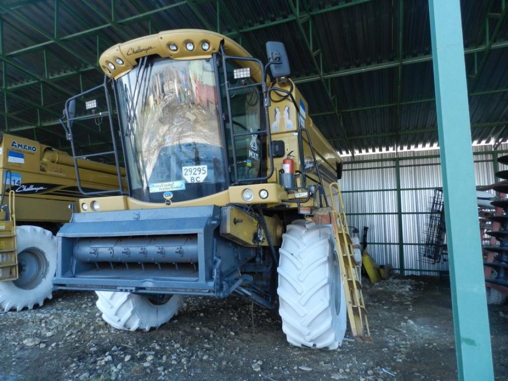 Oldtimer-Mähdrescher typu CHALLENGER 647, Neumaschine v Львів (Obrázek 1)