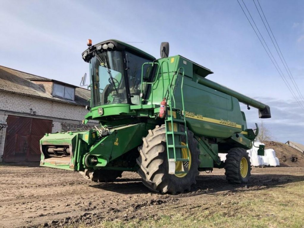 Oldtimer-Mähdrescher типа John Deere 9640i WTS, Neumaschine в Путрівка (Фотография 12)