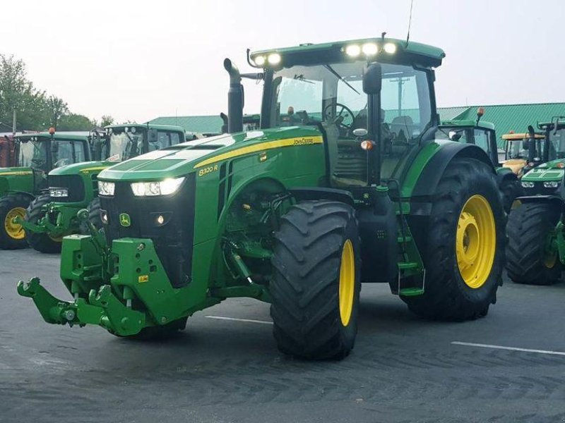 Oldtimer-Traktor typu John Deere 8320R, Gebrauchtmaschine w Путрівка (Zdjęcie 1)