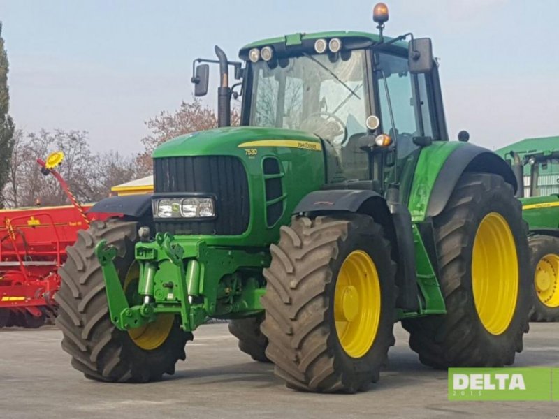 Oldtimer-Traktor типа John Deere 7530, Gebrauchtmaschine в Путрівка (Фотография 1)