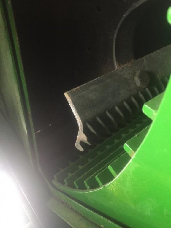 Oldtimer-Mähdrescher a típus John Deere 2064, Neumaschine ekkor: Харків (Kép 10)