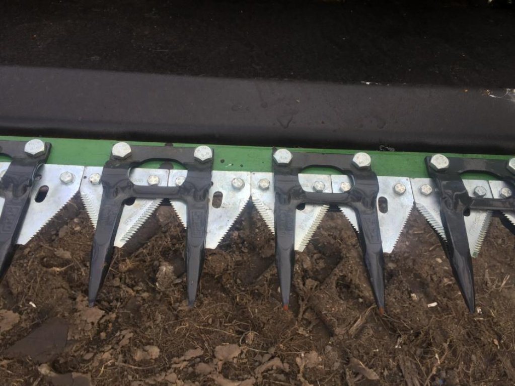 Oldtimer-Mähdrescher a típus John Deere 2064, Neumaschine ekkor: Харків (Kép 5)