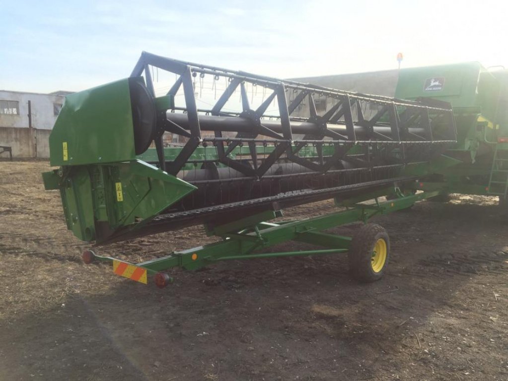 Oldtimer-Mähdrescher a típus John Deere 2064, Neumaschine ekkor: Харків (Kép 4)