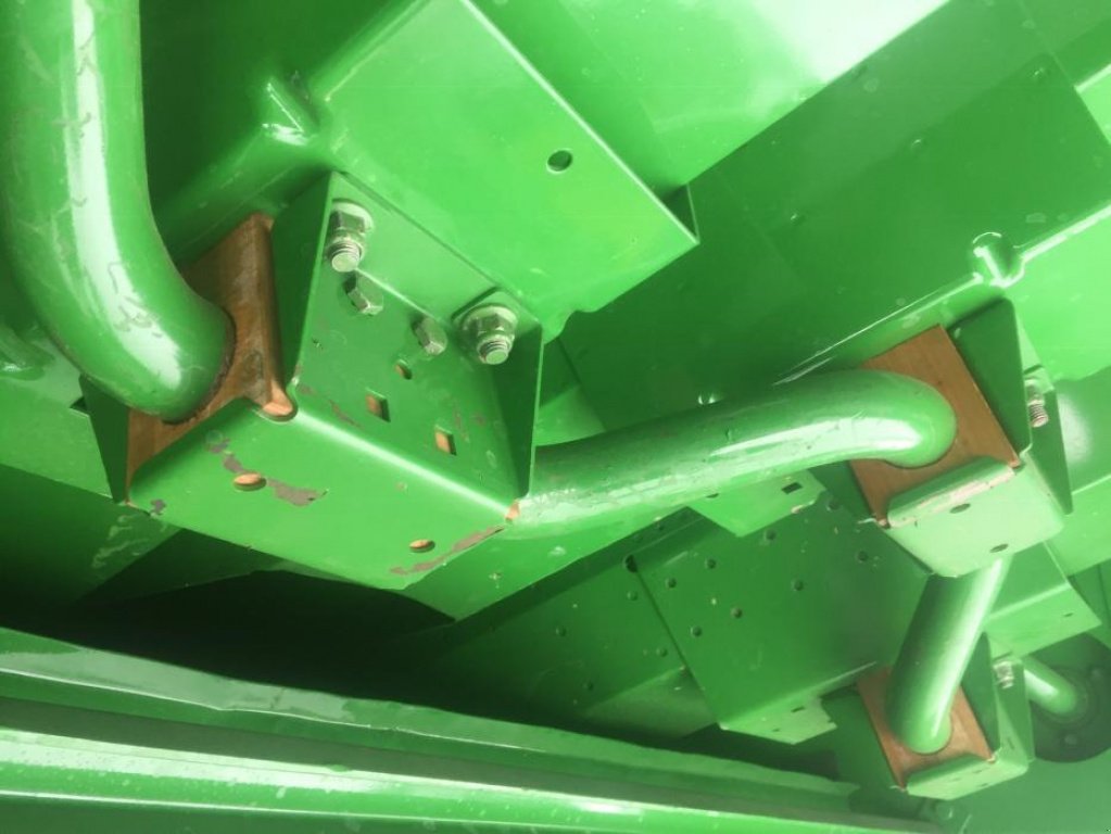 Oldtimer-Mähdrescher a típus John Deere 2064, Neumaschine ekkor: Харків (Kép 2)