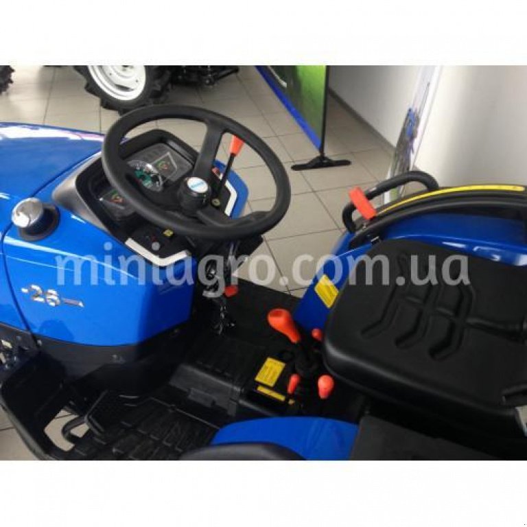 Hopfentraktor a típus Solis 26, Neumaschine ekkor: Бузова (Kép 4)