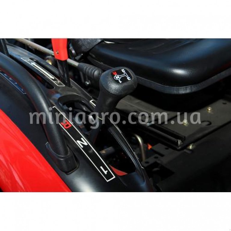 Hopfentraktor typu Branson 2500, Neumaschine v Бузова (Obrázek 3)