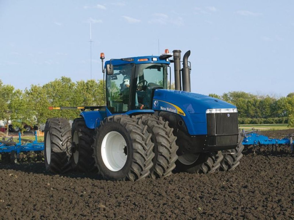 Oldtimer-Traktor typu New Holland T9.615, Neumaschine v Хмельницький (Obrázek 2)