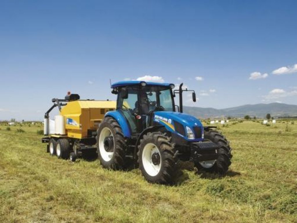 Oldtimer-Traktor van het type New Holland TD5.110, Neumaschine in Хмельницький (Foto 1)