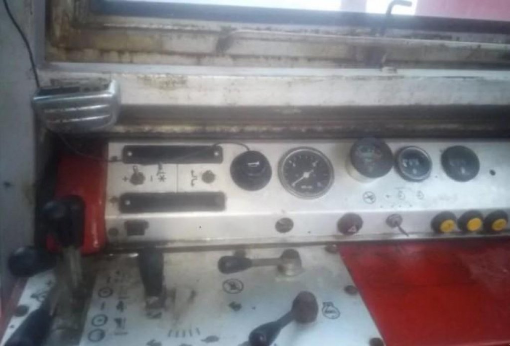 Oldtimer-Mähdrescher typu Massey Ferguson 835, Neumaschine v Вінниця (Obrázek 4)