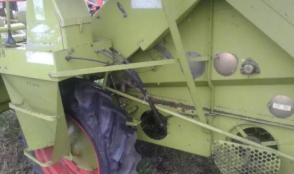Oldtimer-Mähdrescher a típus CLAAS Columbus, Neumaschine ekkor: Вінниця (Kép 7)