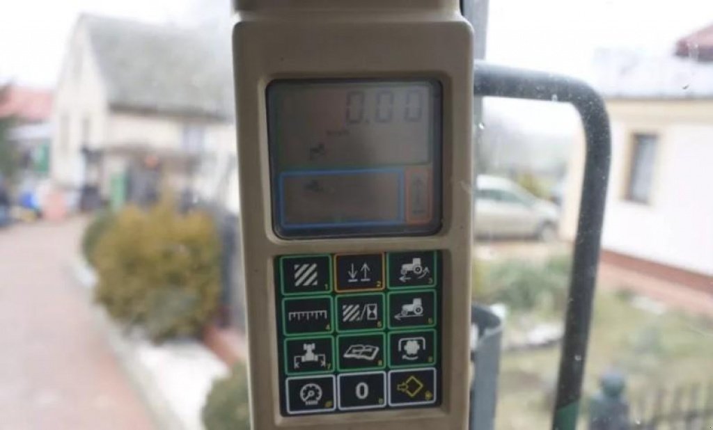 Oldtimer-Traktor a típus John Deere 7800, Neumaschine ekkor: Вінниця (Kép 5)