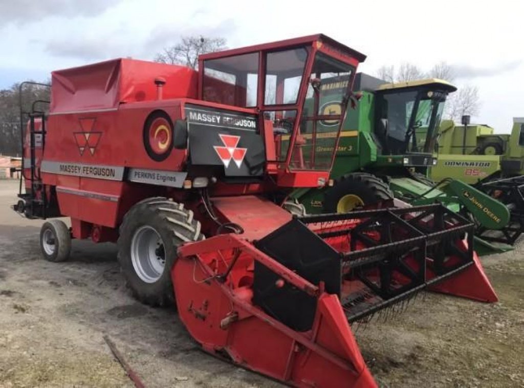 Oldtimer-Mähdrescher typu Massey Ferguson 525, Neumaschine v Вінниця (Obrázek 8)