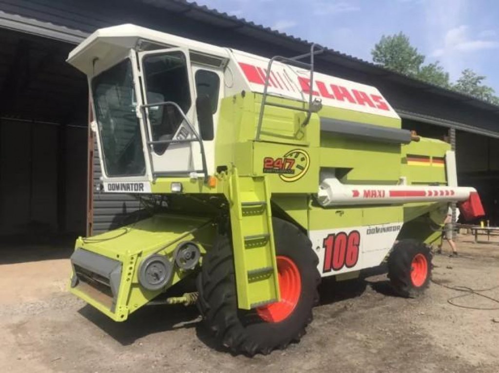 Oldtimer-Mähdrescher des Typs CLAAS Dominator 106, Neumaschine in Вінниця (Bild 4)