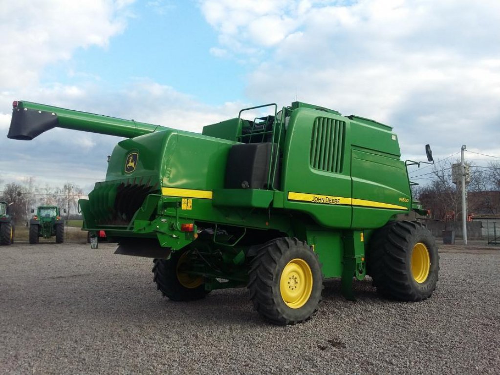 Oldtimer-Mähdrescher des Typs John Deere W660, Neumaschine in Біла Церква (Bild 5)