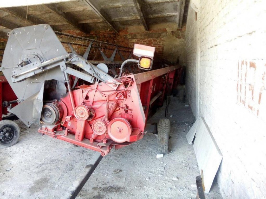 Oldtimer-Mähdrescher des Typs Case IH 2388, Neumaschine in Полтава (Bild 1)