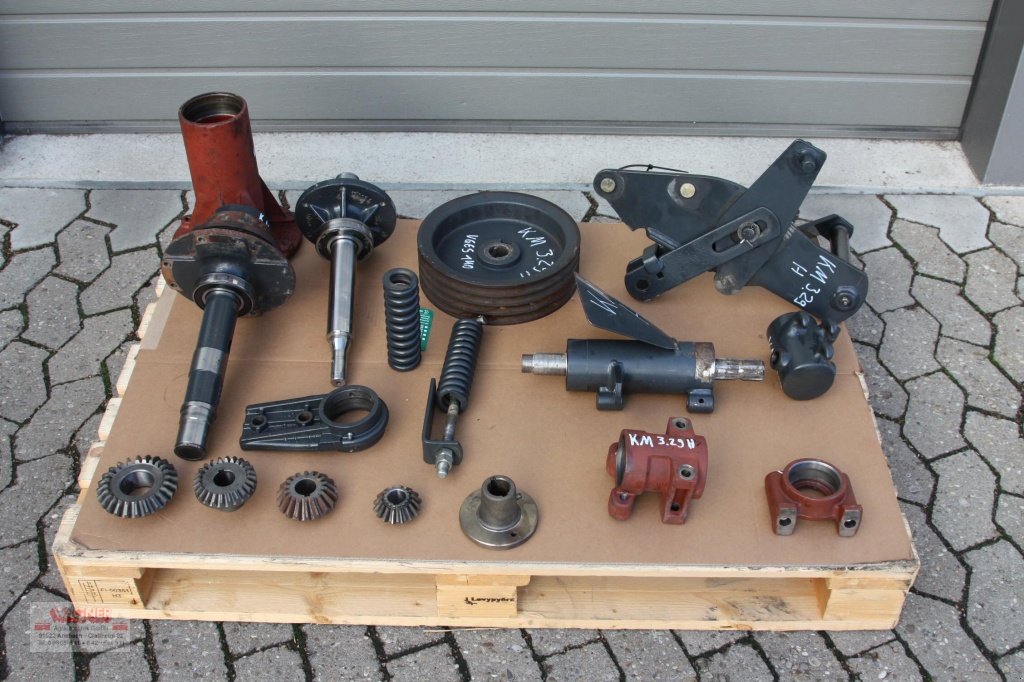 Mähwerk типа Deutz-Fahr KM 3.29 Front und Heck Gebrauchtteile, Gebrauchtmaschine в Ansbach (Фотография 1)