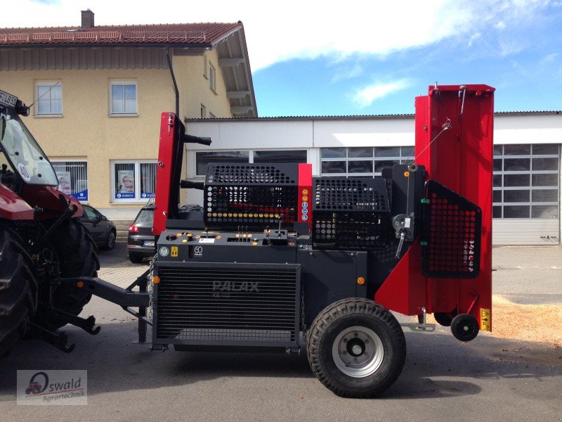 Sägeautomat & Spaltautomat des Typs Palax KS45, Neumaschine in Regen (Bild 3)