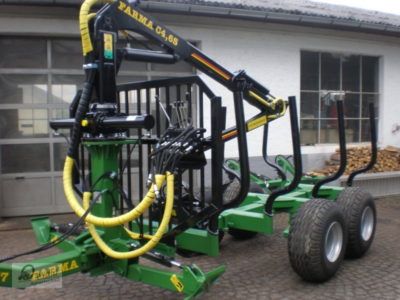 Rückewagen & Rückeanhänger des Typs Farma 8to, Neumaschine in Regen (Bild 1)