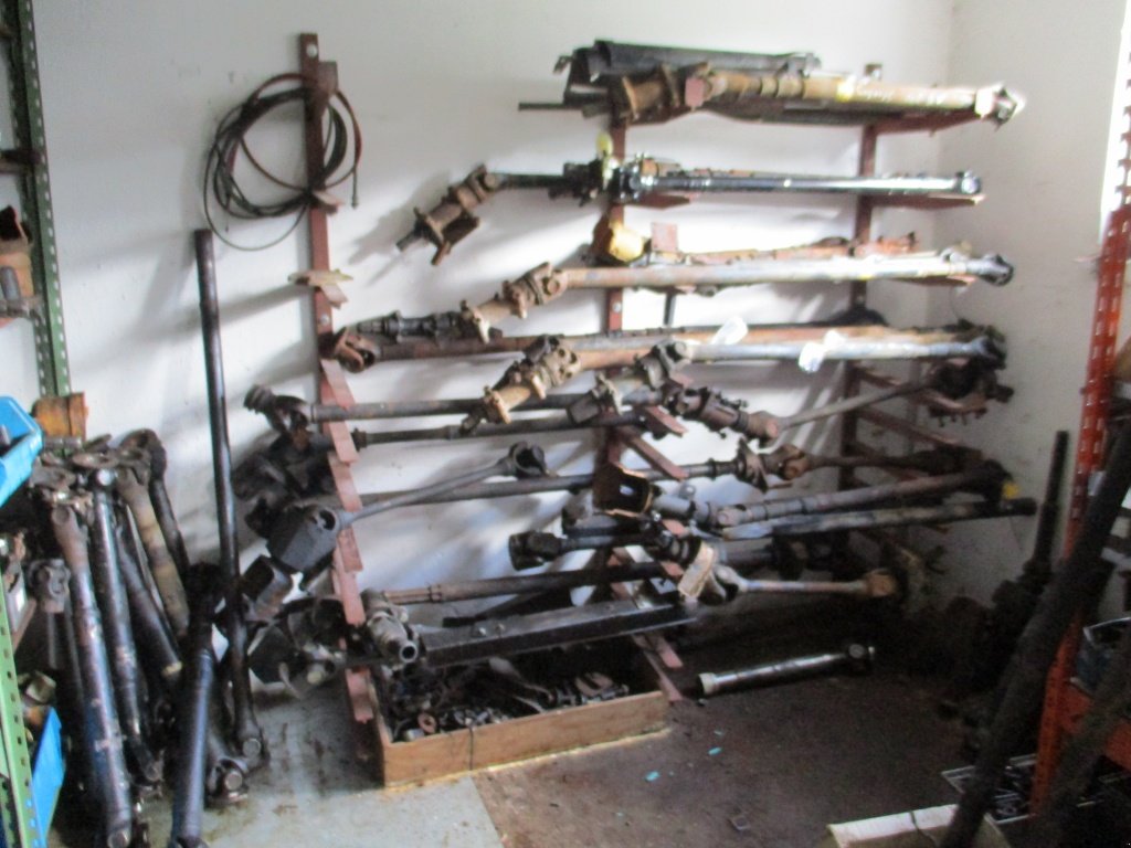 Traktor типа Mercedes-Benz Großauswahl am MB Trac u. Unimog Ersatzteilen, Gebrauchtmaschine в Haselbach (Фотография 17)