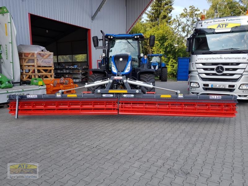 Packer & Walze of the type Madara Messerwalze RLS 646, Neumaschine in Teublitz (Picture 1)