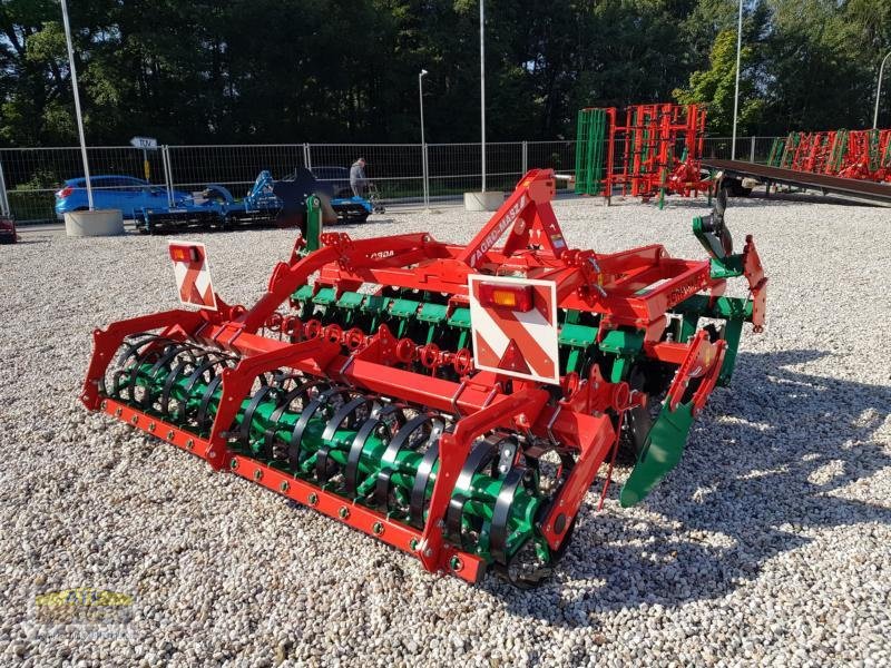 Kurzscheibenegge des Typs Agro-Masz BT 30, Neumaschine in Teublitz (Bild 1)