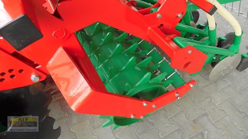 Drillmaschinenkombination of the type Agro-Masz SN300 + Anbauaggregat ANT30, Neumaschine in Teublitz (Picture 10)