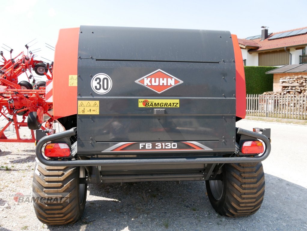 Rundballenpresse of the type Kuhn FB 3130, Neumaschine in Eberfing (Picture 4)