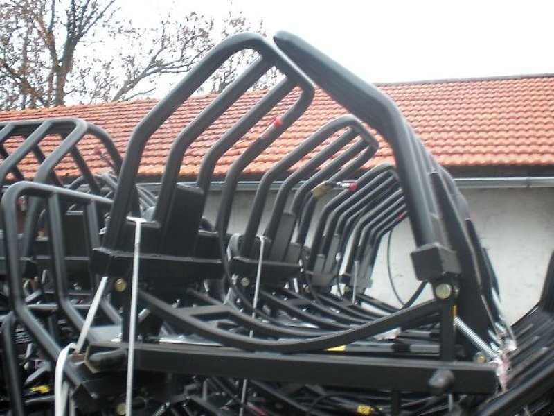 Ballengabel of the type H-L-M H L M  Ballenzange--stabile Ausführung, Neumaschine in Neureichenau (Picture 7)