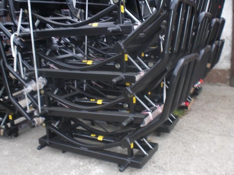 Ballengabel of the type H-L-M H L M  Ballenzange--stabile Ausführung, Neumaschine in Neureichenau (Picture 15)