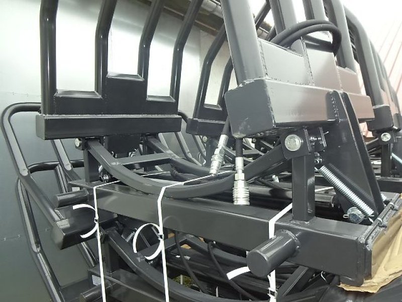 Ballengabel of the type H-L-M H L M  Ballenzange--stabile Ausführung, Neumaschine in Neureichenau (Picture 8)