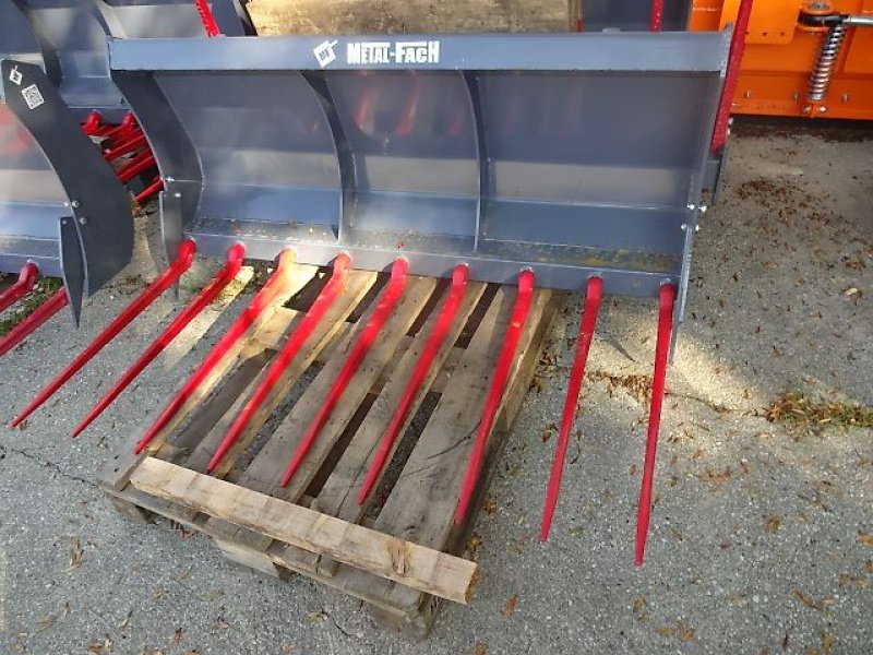 Frontladerzubehör типа M&H Dunggabeln 1,2 bis 2,4 Meter Euro Schnellwechselanbau, Neumaschine в Neureichenau (Фотография 17)