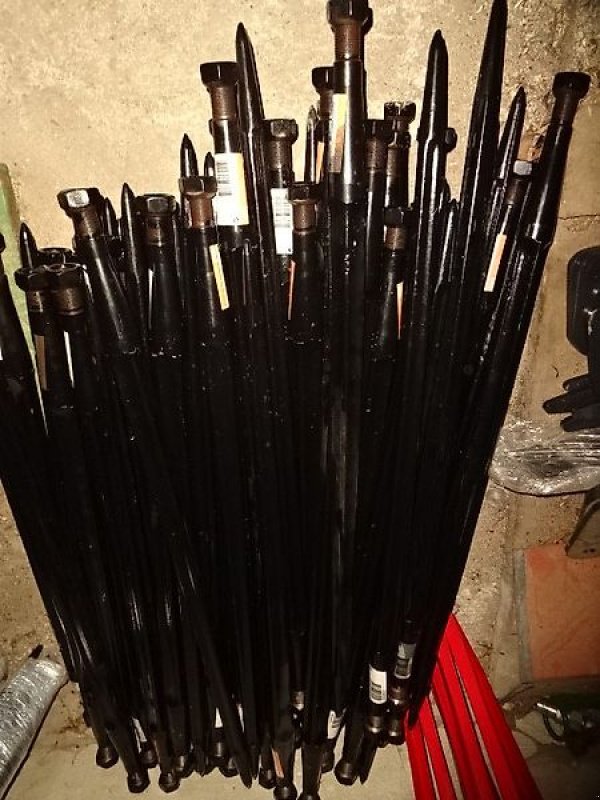 Frontladerzubehör типа M&H Dunggabeln 1,2 bis 2,4 Meter Euro Schnellwechselanbau, Neumaschine в Neureichenau (Фотография 7)