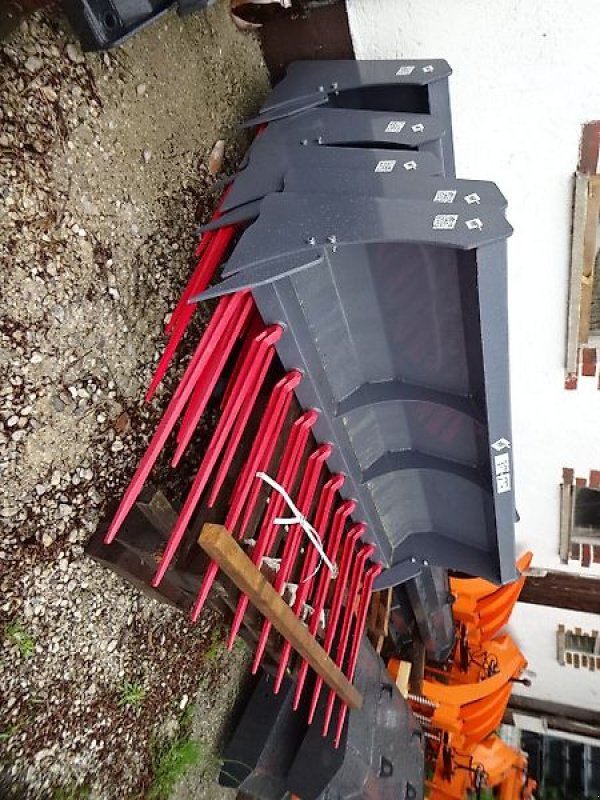 Frontladerzubehör типа M&H Dunggabeln 1,2 bis 2,4 Meter Euro Schnellwechselanbau, Neumaschine в Neureichenau (Фотография 25)