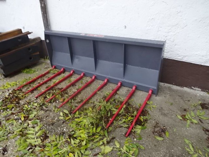 Frontladerzubehör typu M&H Dunggabeln 1,2 bis 2,4 Meter Euro Schnellwechselanbau, Neumaschine v Neureichenau (Obrázok 15)