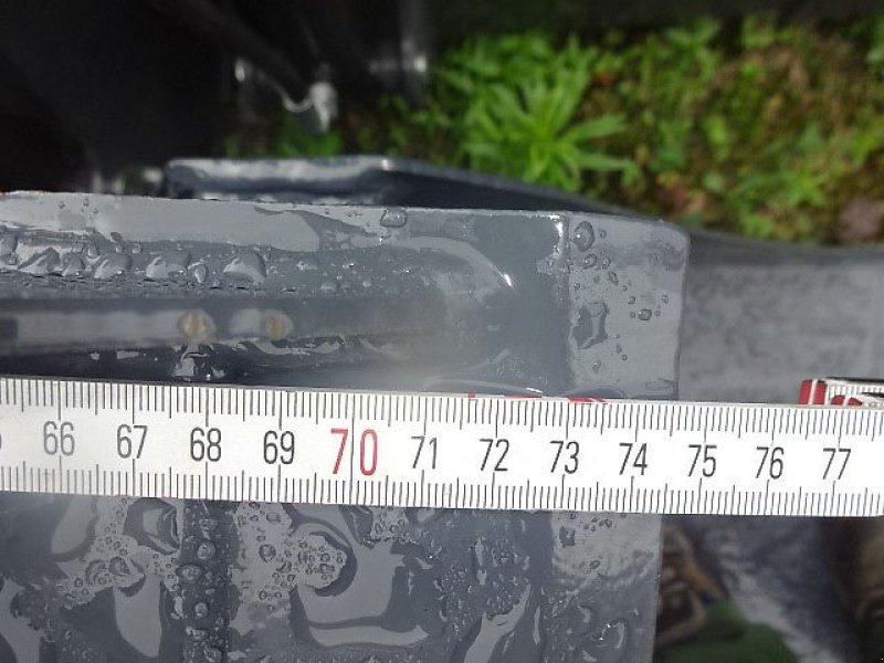 Ladeschaufel a típus Euro Universalschaufel 1,2 Meter m Hardoxschürfleiste- Größe S, Neumaschine ekkor: Neureichenau (Kép 13)