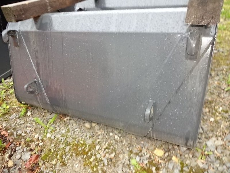 Ladeschaufel a típus Euro Universalschaufel 1,2 Meter m Hardoxschürfleiste- Größe S, Neumaschine ekkor: Neureichenau (Kép 8)