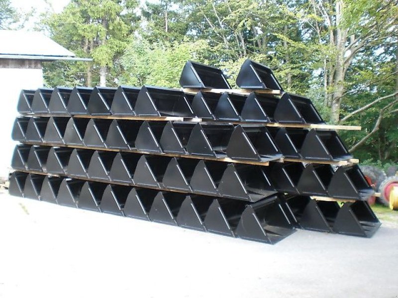 Ladeschaufel a típus Euro Frontladerschaufel NEU 1,5 M-Universal-  Hardoxschürfleiste Größe S, Neumaschine ekkor: Neureichenau (Kép 3)