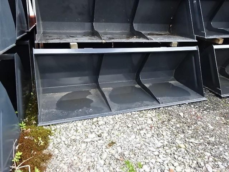 Ladeschaufel a típus Euro H LM- 2,2 M- Neu- Universalschaufel m.  Hardoxschürfleiste Größe S, Neumaschine ekkor: Neureichenau (Kép 20)