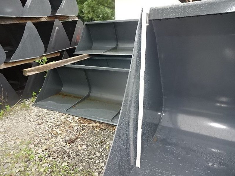 Ladeschaufel del tipo Euro NEUE- 2,40 Meter   Frontladerschaufel- Universal- Hardoxschürflleiste- Größe S, Neumaschine In Neureichenau (Immagine 20)