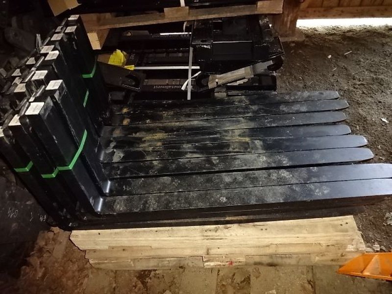 Palettengabel of the type Euro SONDERPREISE-NEUE Palettengabel mit 1,2 mtr. Zinken  - Rahmen mit Zinken, Neumaschine in Neureichenau (Picture 11)