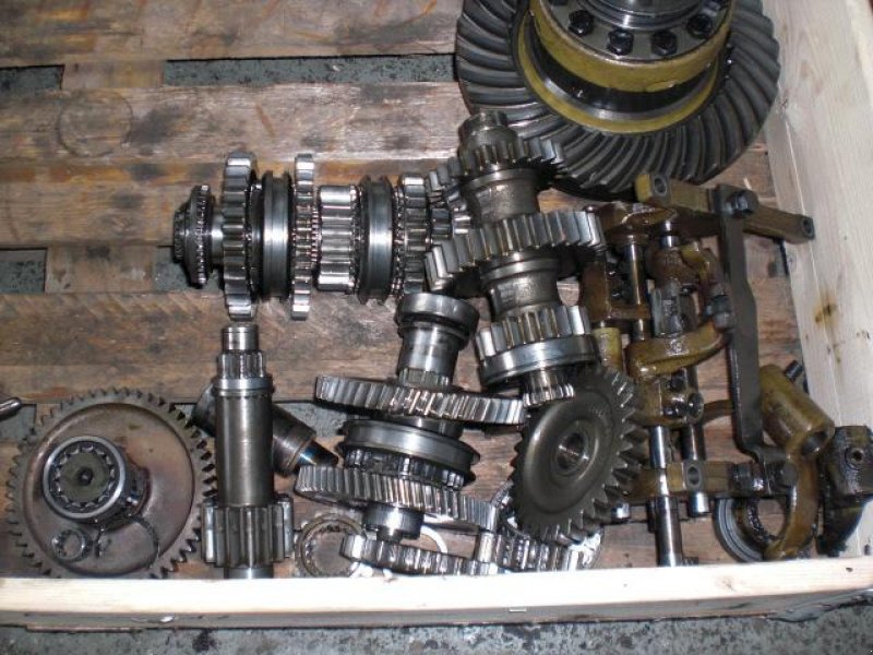 Sonstige Ersatzteile des Typs Fendt 100 Serie - Getriebeteile, gebraucht in Neureichenau (Bild 1)
