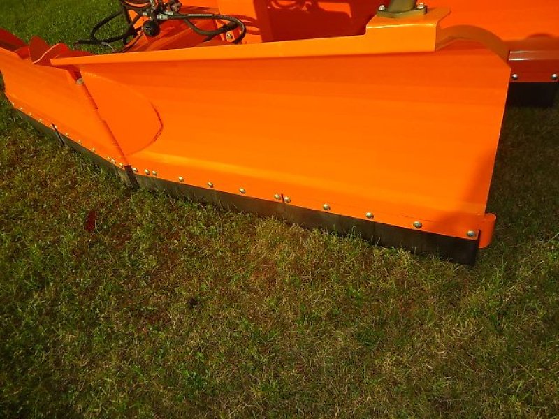 Schneepflug Türe ait Escher Schneeschild Varioschneepflug Vario 330 Hydraulisch - Schwere Ausführung -  SP, Neumaschine içinde Neureichenau (resim 4)