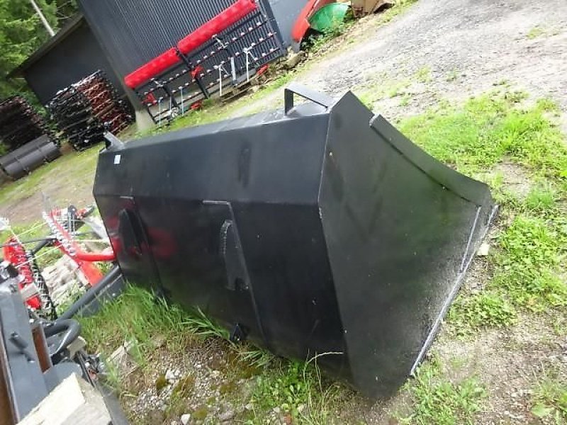 Ladeschaufel des Typs H & B Maxischaufel XXL 2 Meter - für Frontlader-// Größe 2 XL  // -  2 M-, Neumaschine in Neureichenau (Bild 7)
