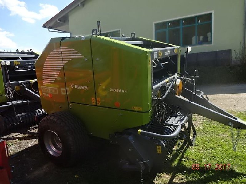 Rundballenpresse typu Metal-Fach Z 562 RW-    NEU  - Mit Rotor - Schneidwerk- Sonderpreis, Neumaschine v Neureichenau (Obrázek 22)