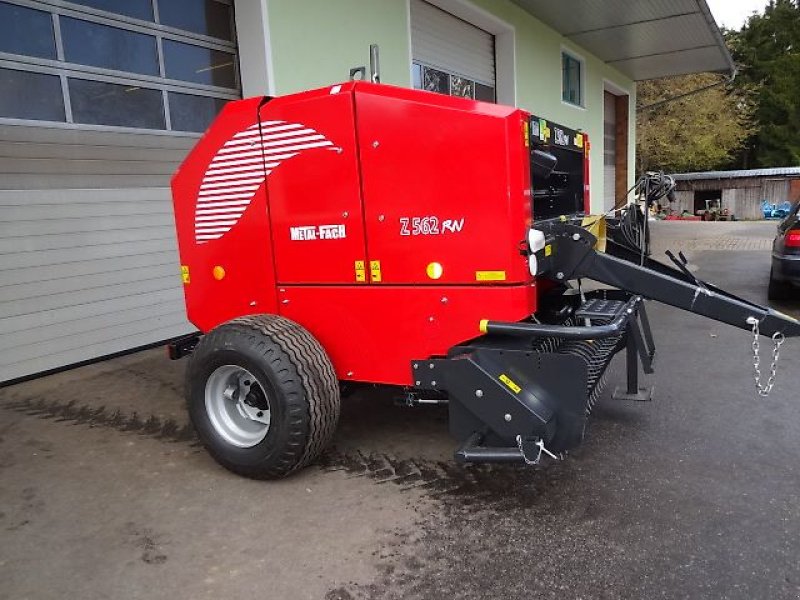 Rundballenpresse Türe ait Metal-Fach Z 562 RW-    NEU  - Mit Rotor - Schneidwerk- Sonderpreis, Neumaschine içinde Neureichenau (resim 3)