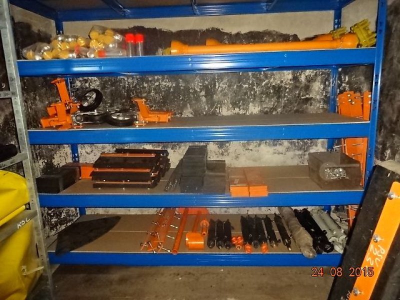 Schneepflug typu SaMASZ Samasz Gummischürfleisten- Metallschürfleisten für verschiedene Modelle, Neumaschine v Neureichenau (Obrázek 2)