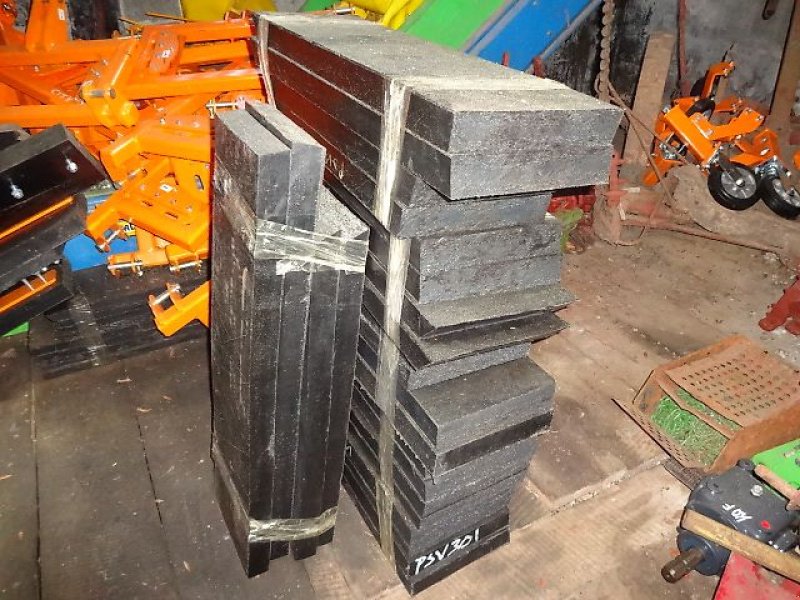 Schneepflug typu SaMASZ Samasz Gummischürfleisten- Metallschürfleisten für verschiedene Modelle, Neumaschine v Neureichenau (Obrázek 10)