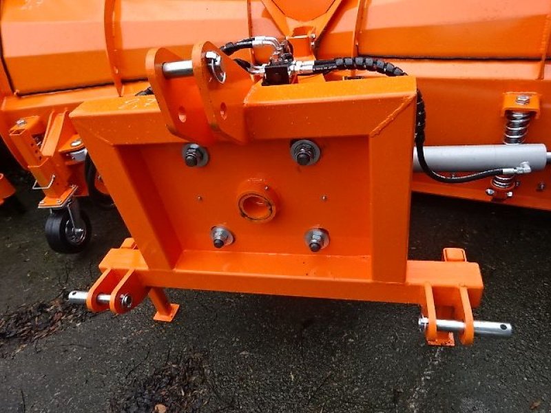 Schneepflug Türe ait Sonstige Varioschneepflug 2,7 Meter -Universalschneepflug - PSS HV 01-- schwere Ausführung- Universalschneepflug, Neumaschine içinde Neureichenau (resim 31)