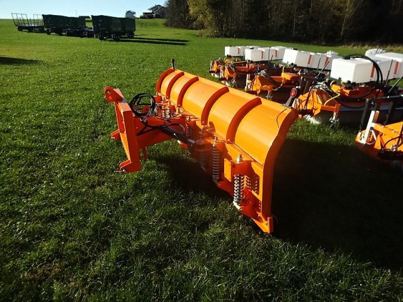 Schneepflug of the type M&H Schneeschild 3 Meter SP -  Hydraulisch schwenkbar- mit Anfahrsicherung, Neumaschine in Neureichenau (Picture 24)