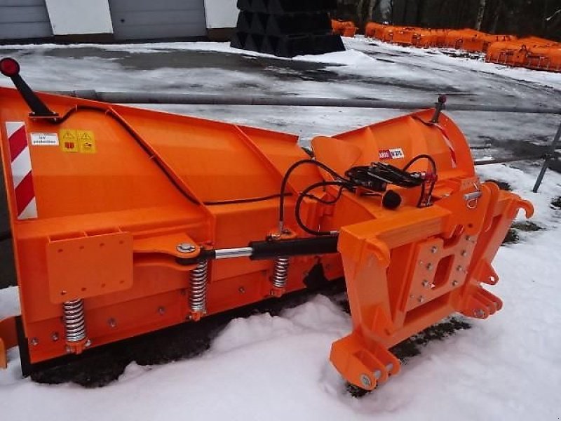 Schneepflug of the type SVD Vario M  270 Hydraulisch 2,70 Meter -, Neumaschine in Neureichenau (Picture 9)